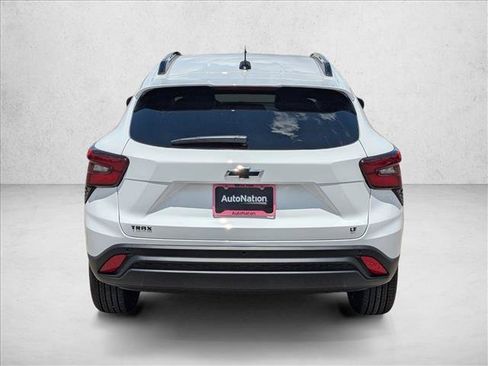 New 2026 Chevrolet Trax LT w/ Driver Confidence Package FWD image 6