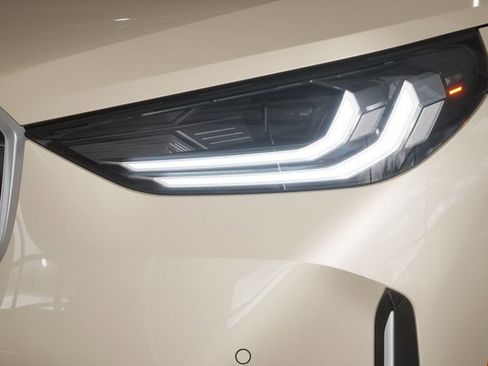 Used 2026 BMW X3 xDrive30 w/ Convenience Package image 31