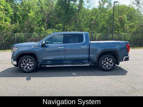Used 2024 GMC Sierra 1500 SLT w/ SLT Premium Plus Package AWD/4WD image 7