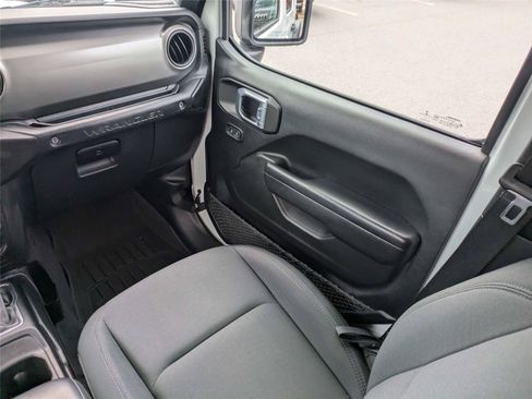 Used 2021 Jeep Wrangler Unlimited Sport w/ Sun And Sound Package AWD/4WD image 19