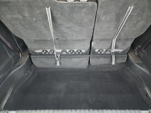 Used 2024 Chrysler Pacifica Limited image 30