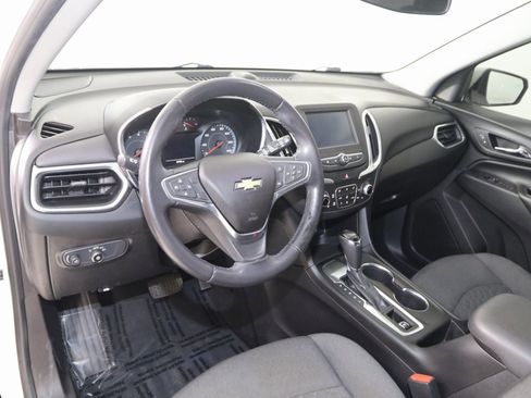 Used 2018 Chevrolet Equinox LT image 23