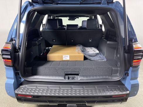 New 2026 Toyota 4Runner 4WD image 10