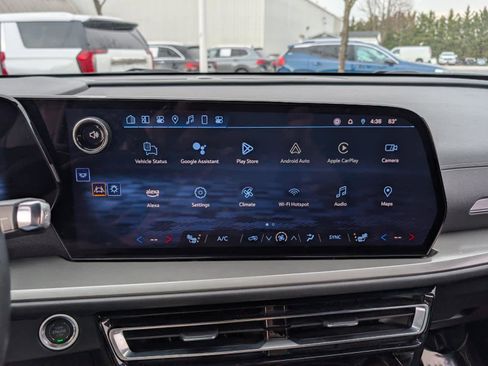 Certified 2024 Chevrolet Traverse LT image 25