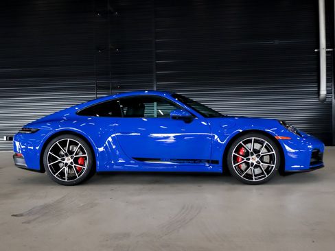 New 2026 Porsche 911 Carrera 4S image 11