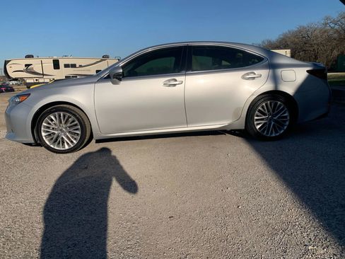 Used 2013 Lexus ES 350 image 2