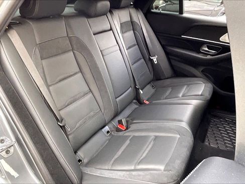 Used 2025 Mercedes-Benz GLE 53 AMG AMG GLE 53 image 18