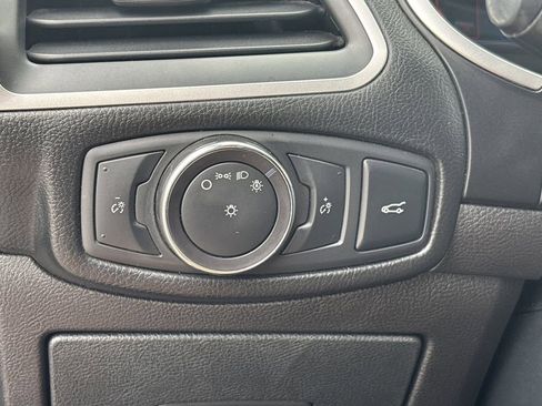 Used 2015 Ford Edge SEL w/ Equipment Group 201A image 31