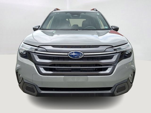 Used 2025 Subaru Forester Limited AWD/4WD image 2
