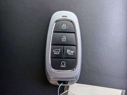 Used 2022 Hyundai Santa Fe SEL w/ Convenience Package image 33