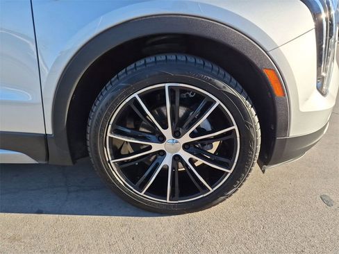 Used 2019 Cadillac XT4 Premium Luxury image 10