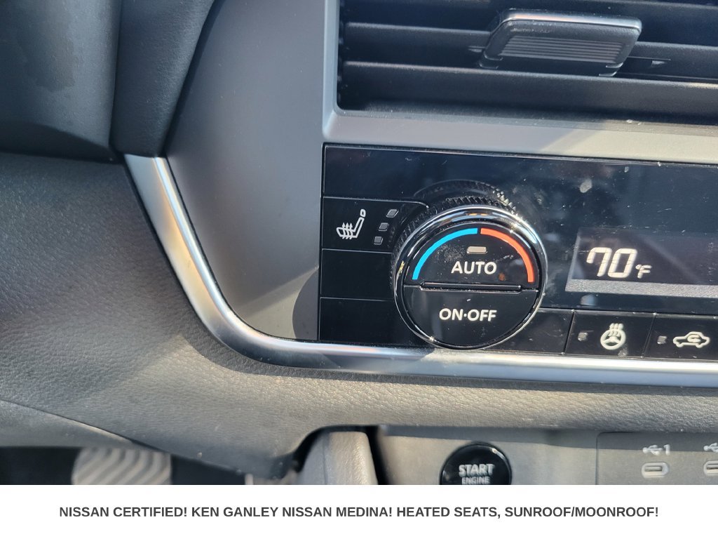 Certified 2024 Nissan Rogue SV w/ SV Premium Package AWD/4WD image 28