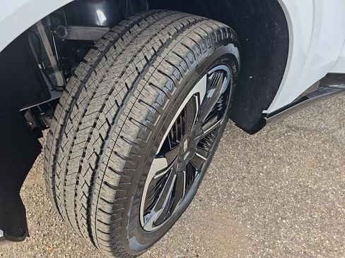 New 2026 Cadillac Escalade IQ Sport 1 w/ LPO, Floor Liner Package image 38