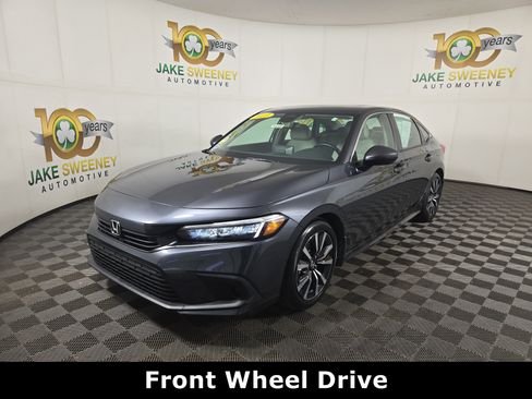 Used 2023 Honda Civic EX image 3