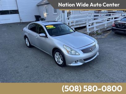 Used 2011 INFINITI G25 x w/ Moonroof Pkg