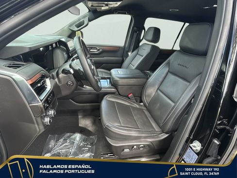 Certified 2025 GMC Yukon XL Denali AWD/4WD image 14