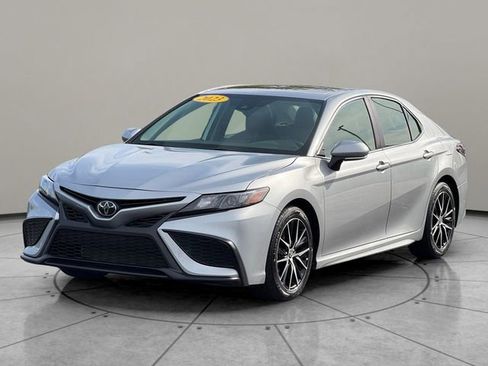 Certified 2023 Toyota Camry SE w/ Convenience Package FWD image 2