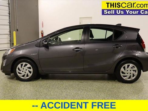 Used 2015 Toyota Prius C Three image 4
