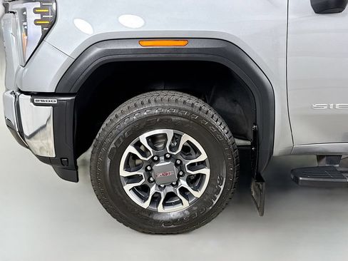 Used 2024 GMC Sierra 2500 SLT w/ SLT Convenience Package AWD/4WD image 35