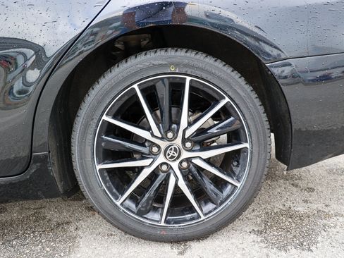 Used 2022 Toyota Camry SE w/ Convenience Package image 12