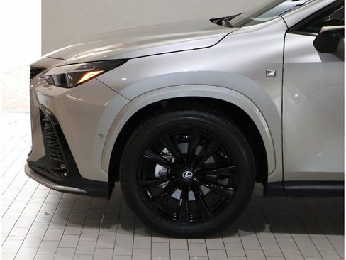 Used 2026 Lexus NX 350 F Sport AWD/4WD image 4