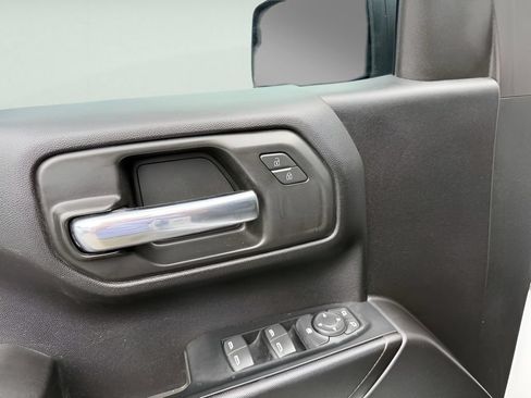 Used 2024 Chevrolet Silverado 1500 Custom AWD/4WD image 21