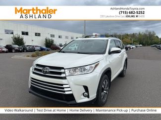 Used 2019 Toyota Highlander SE image 1