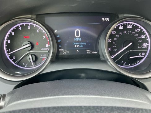 Used 2021 Toyota Camry SE image 18