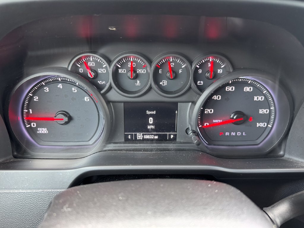 Used 2019 Chevrolet Silverado 1500 Custom w/ Custom Value Package AWD/4WD image 10