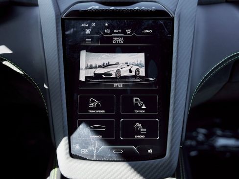 Used 2025 Lamborghini Revuelto image 70