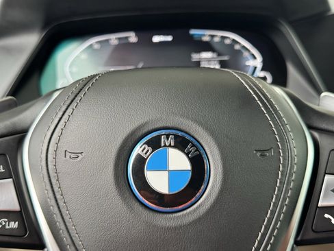 Used 2022 BMW X5 xDrive45e w/ Climate Comfort Package image 28