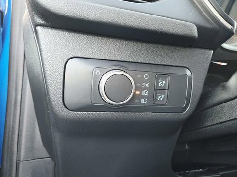 Used 2020 Ford Escape SE image 29