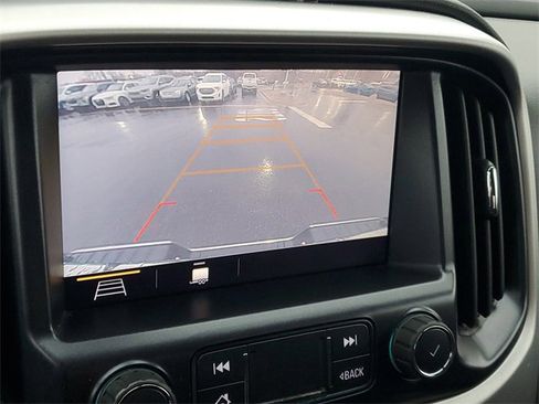 Used 2019 GMC Canyon SLE w/ Elevation Edition image 22