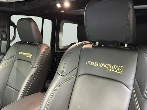 Used 2025 Jeep Wrangler Unlimited Rubicon 392 image 10