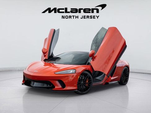 Used 2023 McLaren GT image 2
