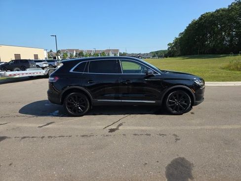 Used 2023 Lincoln Nautilus Reserve w/ Equipment Group 201A AWD/4WD image 8