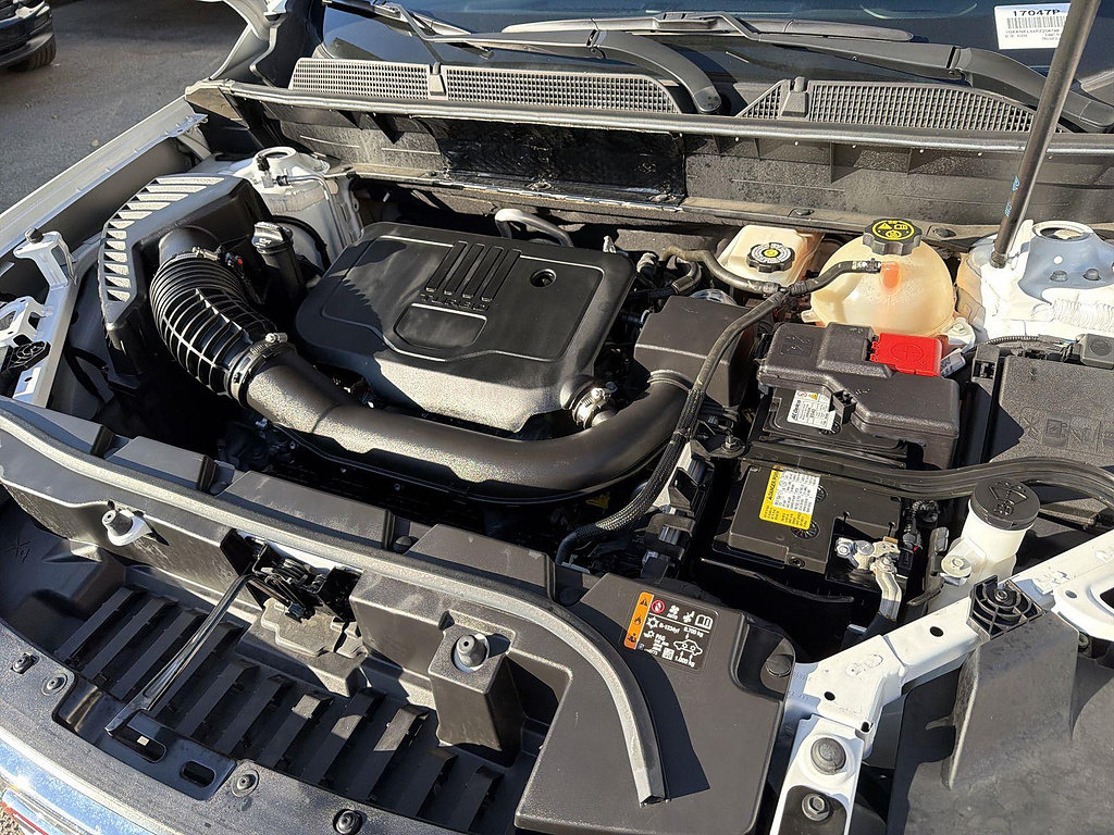 Used 2023 GMC Acadia SLE FWD image 28