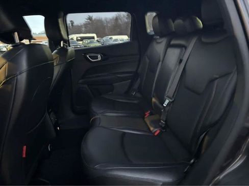 Used 2024 Jeep Compass Trailhawk AWD/4WD image 26