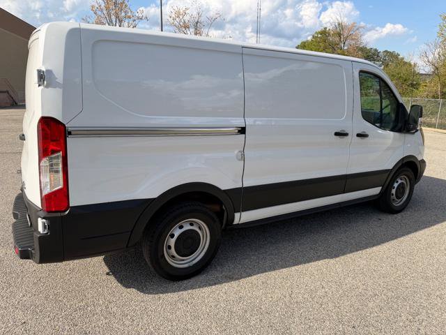 Used 2019 Ford Transit 150 130 Low Roof RWD image 38