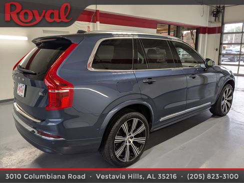 Used 2024 Volvo XC90 B6 Ultimate w/ Protection Package Premier image 4