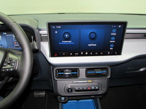 New 2025 Ford Maverick XLT w/ XLT Luxury Package image 23