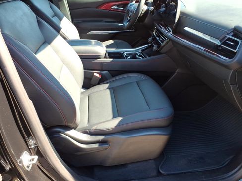 Used 2026 Chevrolet Traverse Z71 w/ Driver Confidence Package image 9