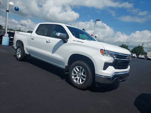 New 2026 Chevrolet Silverado 1500 LT AWD/4WD image 7