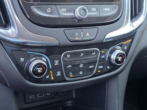 Used 2023 Chevrolet Equinox Premier image 34