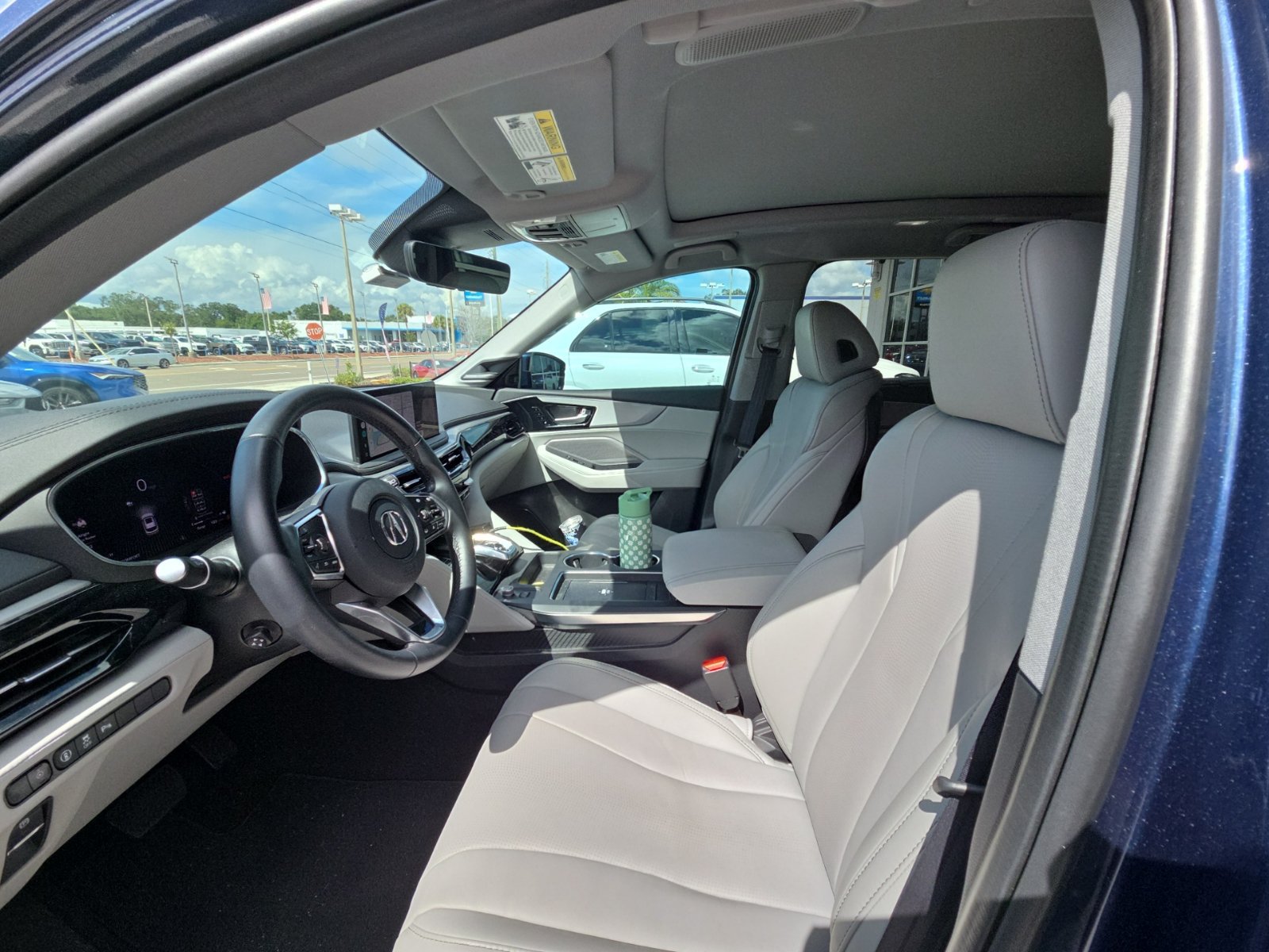 Used 2026 Acura MDX w/ Technology Package FWD image 11