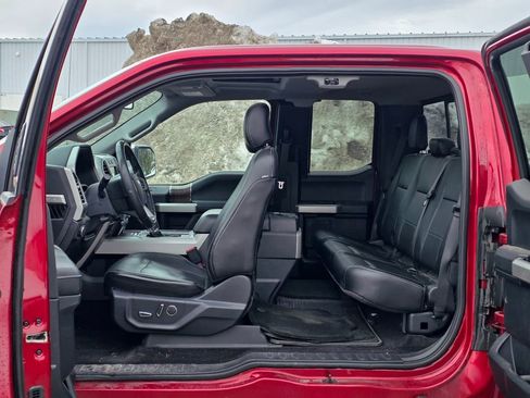 Used 2016 Ford F150 Lariat image 13