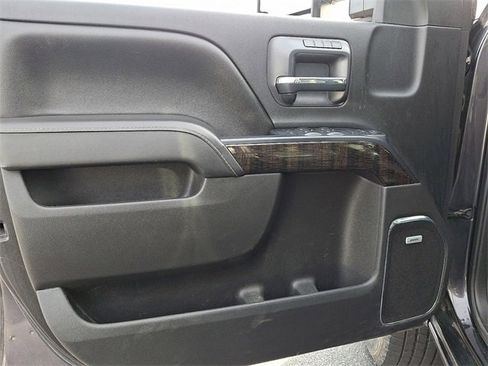 Used 2016 GMC Sierra 2500 Denali w/ Duramax Plus Package image 12