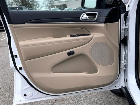 Certified 2021 Jeep Grand Cherokee Limited w/ Premium Lighting Group image 20