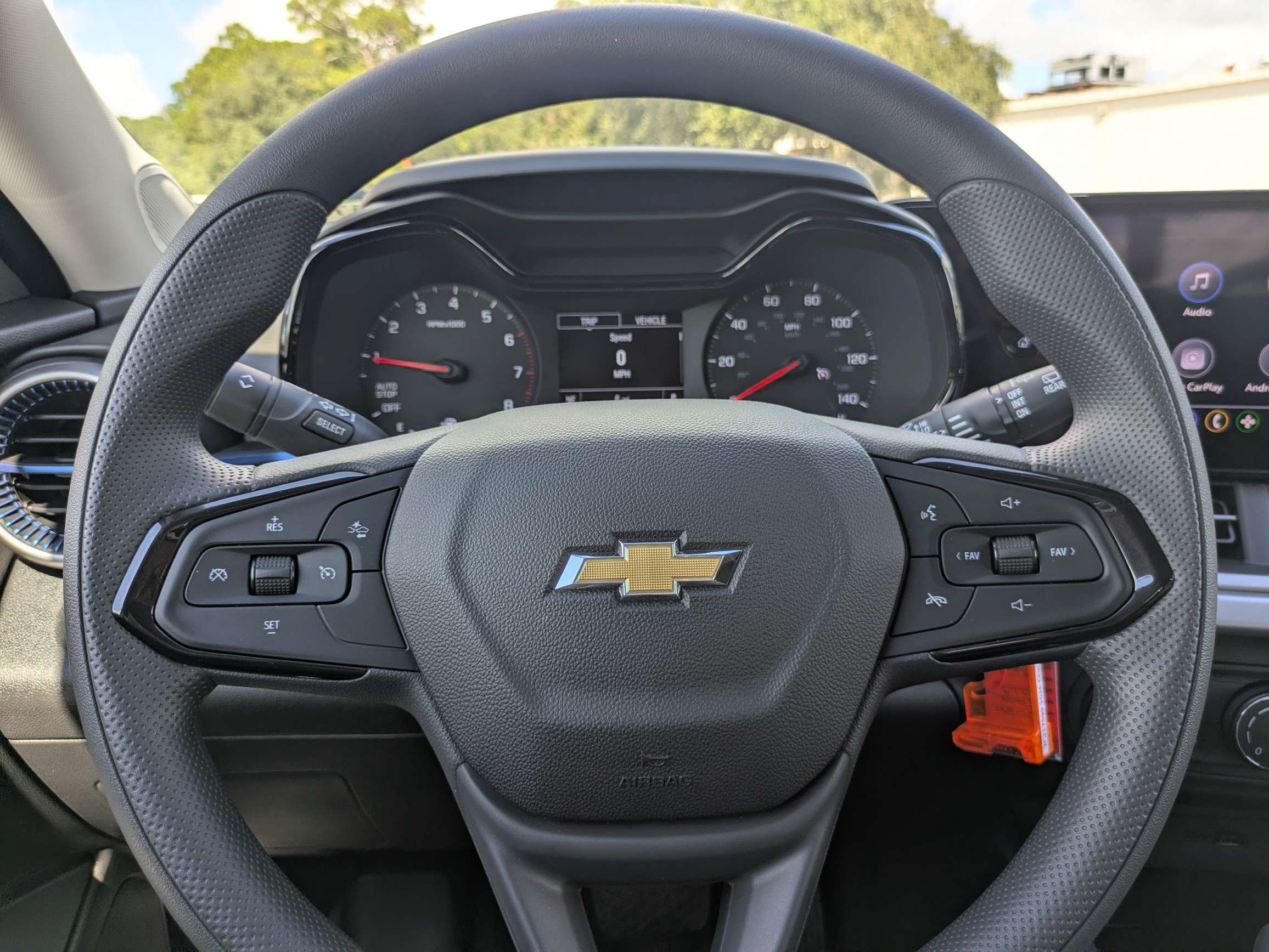 New 2026 Chevrolet Trax LS w/ LS Convenience Package FWD image 19