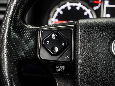 Used 2023 Toyota 4Runner TRD Off-Road Premium w/ Moonroof Package AWD/4WD image 30